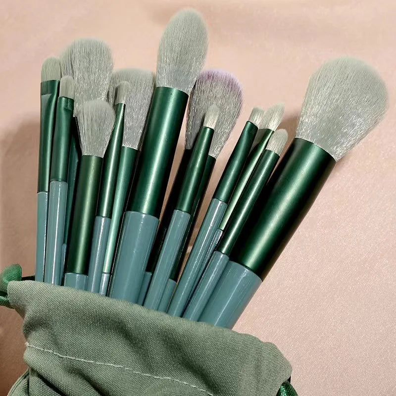13-Pieces Professional Makeup Brush Set